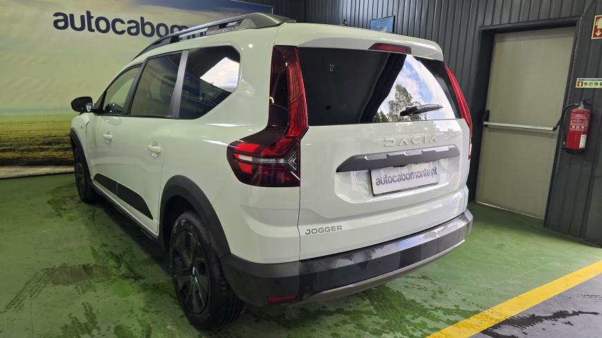 Dacia Jogger 1.0  Bi-Fuel 7 lugares - Auto Cabomonte Compra e Venda de Salvados