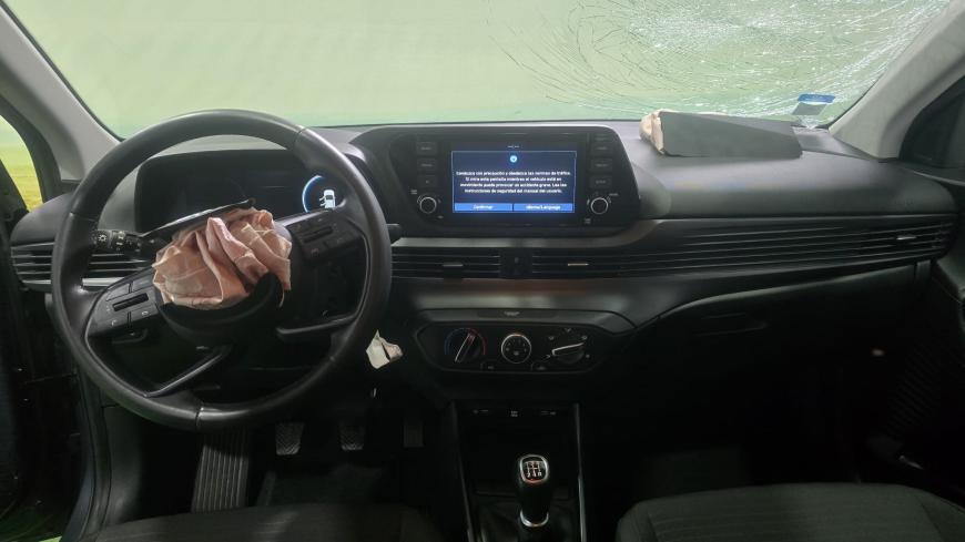 Hyundai I20 1.2 Confort - Auto Cabomonte Compra e Venda de Salvados