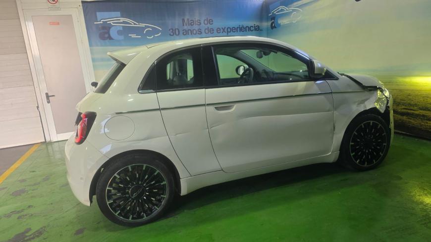 Fiat 500e La Prima 42Kwh - Auto Cabomonte Compra e Venda de Salvados