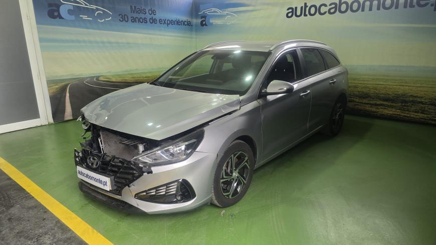 Hyundai I30 SW 1.0 T-GDi - Auto Cabomonte Compra e Venda de Salvados