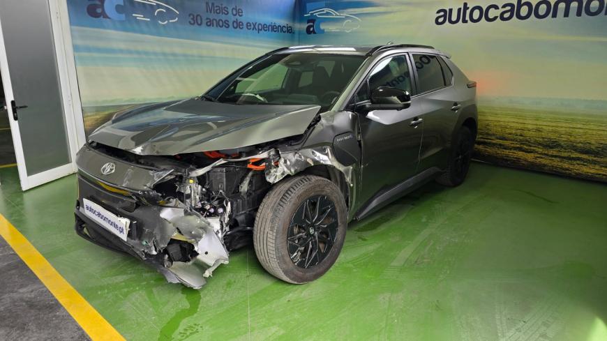 Toyota bZ4X 71,4 Kwh - Auto Cabomonte Compra e Venda de Salvados