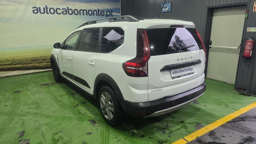 Dacia Jogger 1.0  Bi-Fuel 7 lugares - Auto Cabomonte Compra e Venda de Salvados