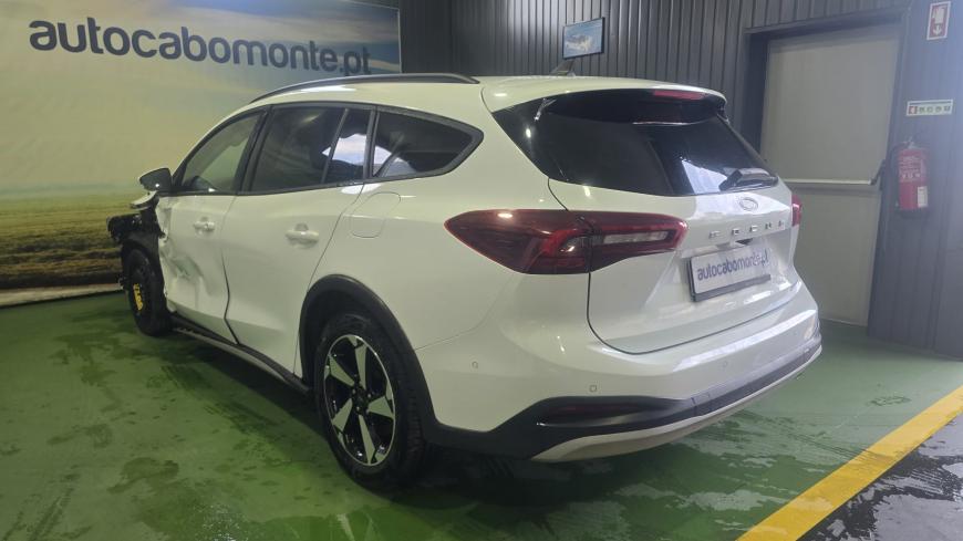 Ford Focus SW 1.5 TDCI Active - Auto Cabomonte Compra e Venda de Salvados