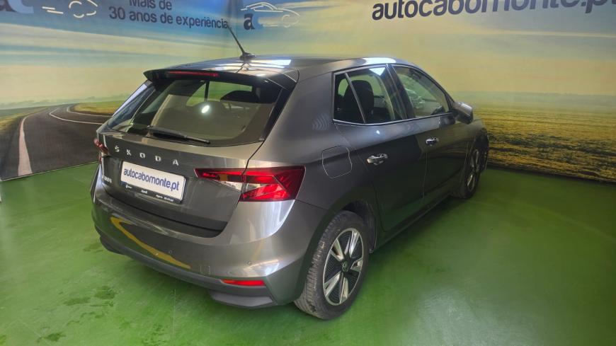 Skoda Fabia 1.0 - Auto Cabomonte Compra e Venda de Salvados