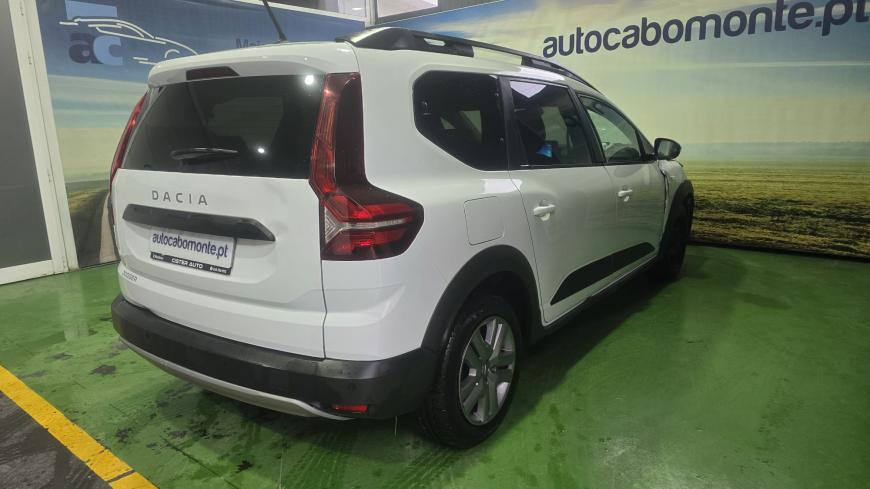 Dacia Jogger 1.0  Bi-Fuel 7 lugares - Auto Cabomonte Compra e Venda de Salvados