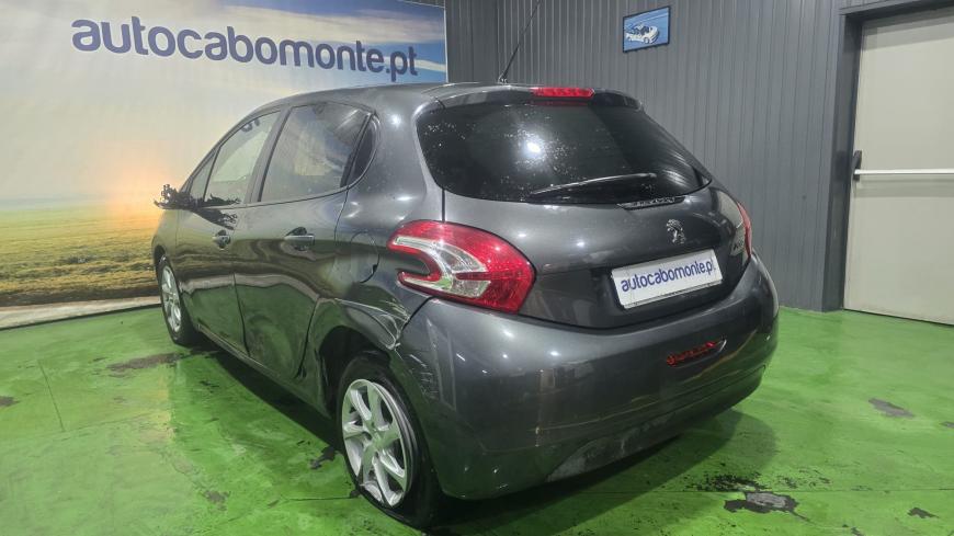 Peugeot 208 1.0 VTi - Auto Cabomonte Compra e Venda de Salvados