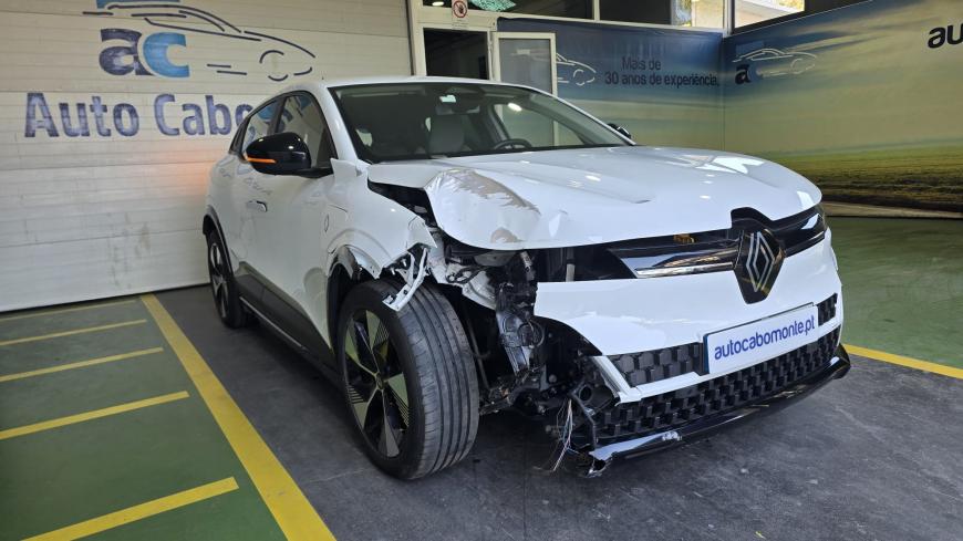 Renault Megane E-Tech EV60 - Auto Cabomonte Compra e Venda de Salvados