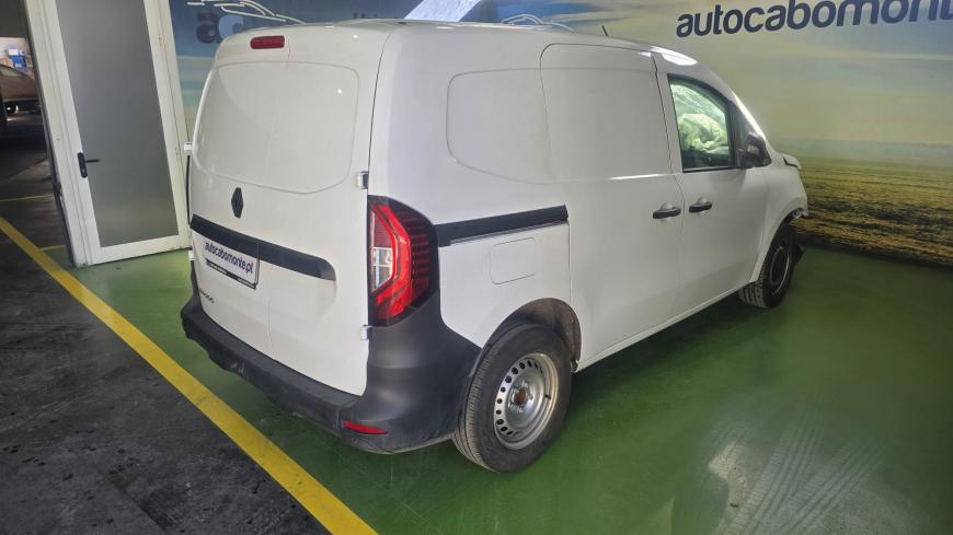 Renault Kangoo 1.5 DCI - Auto Cabomonte Compra e Venda de Salvados