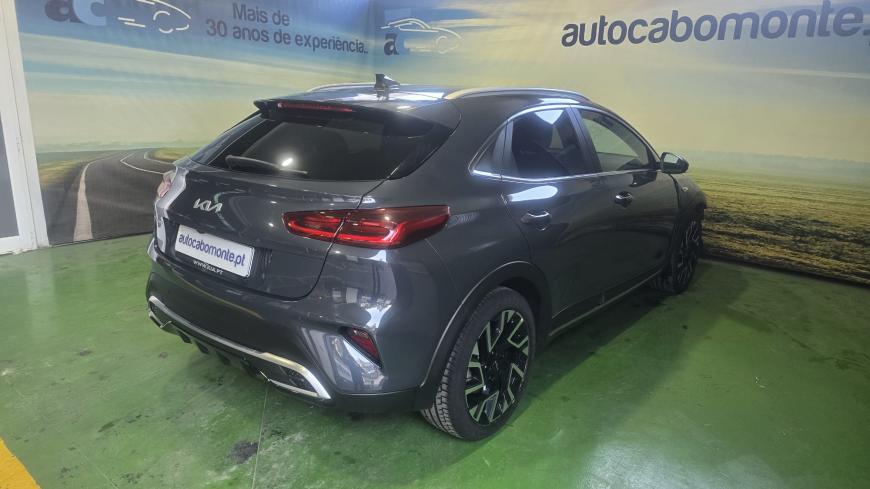 Kia Xceed 1.0 T-GDI Dynamic - Auto Cabomonte Compra e Venda de Salvados
