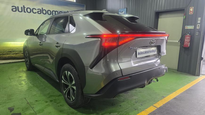 Toyota bZ4X 71,4 Kwh - Auto Cabomonte Compra e Venda de Salvados