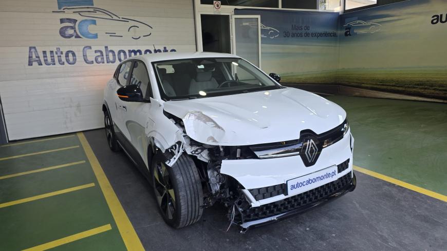 Renault Megane E-Tech EV60 - Auto Cabomonte Compra e Venda de Salvados