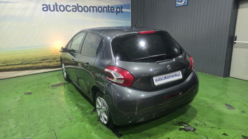 Peugeot 208 1.0 VTi - Auto Cabomonte Compra e Venda de Salvados