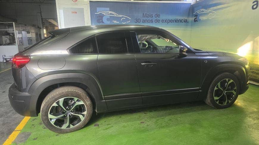 Mazda MX-30 E-Skyactive Plug-in - Auto Cabomonte Compra e Venda de Salvados