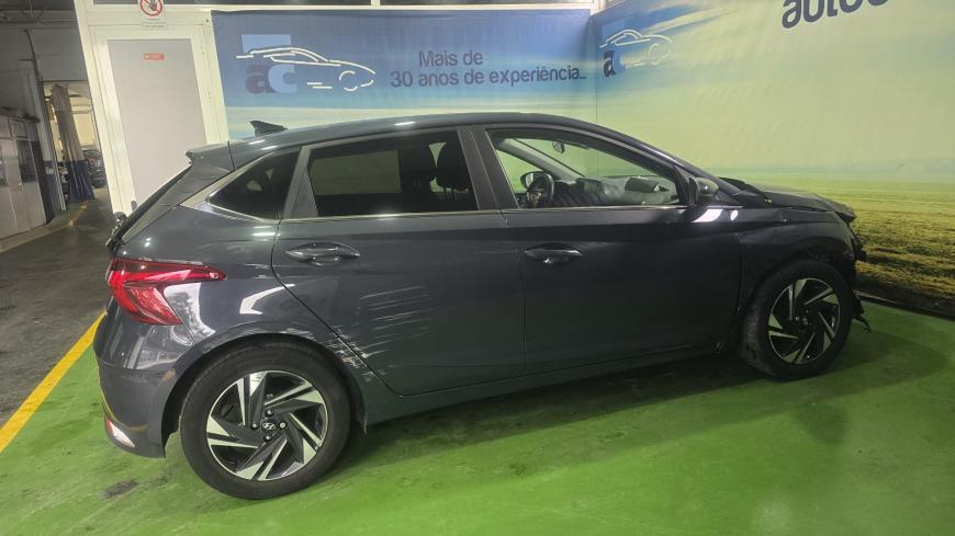 Hyundai I20 1.2 Confort - Auto Cabomonte Compra e Venda de Salvados