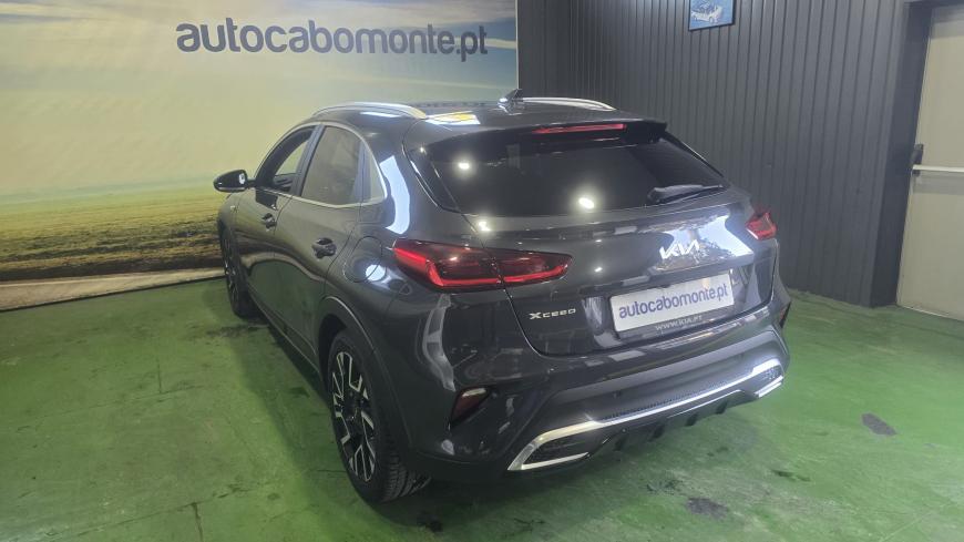 Kia Xceed 1.0 T-GDI Dynamic - Auto Cabomonte Compra e Venda de Salvados