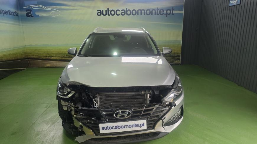 Hyundai I30 SW 1.0 T-GDi - Auto Cabomonte Compra e Venda de Salvados