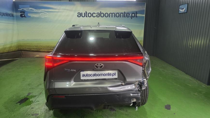 Toyota bZ4X 71,4 Kwh - Auto Cabomonte Compra e Venda de Salvados