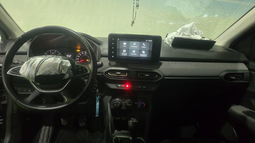 Dacia Sandero Stepway 1.0 Bi-Fuel - Auto Cabomonte Compra e Venda de Salvados