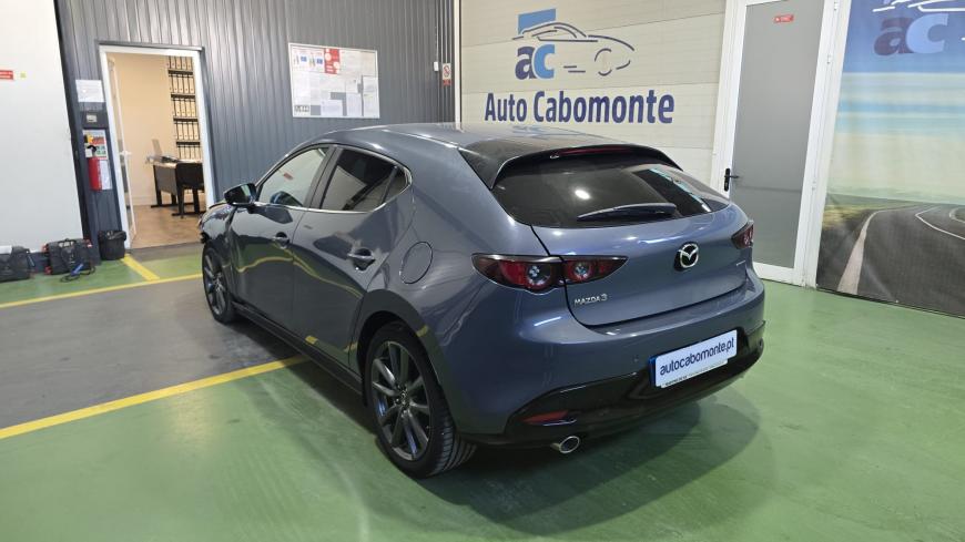 Mazda 3 2.0 Skyactiv - G Hibrido/Gasolina - Auto Cabomonte Compra e Venda de Salvados