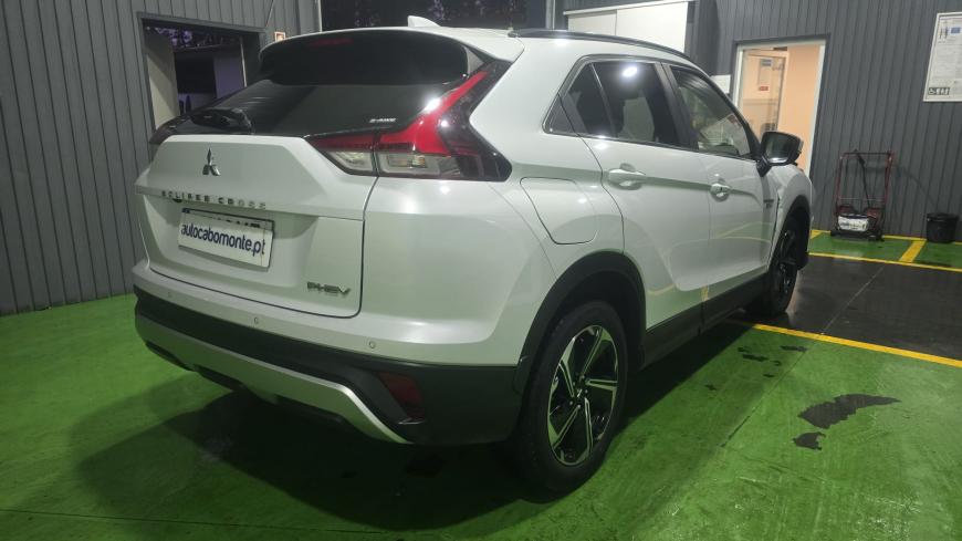 Mitsubishi Eclipse Cross 2.4 PHEV Plug - in - Auto Cabomonte Compra e Venda de Salvados