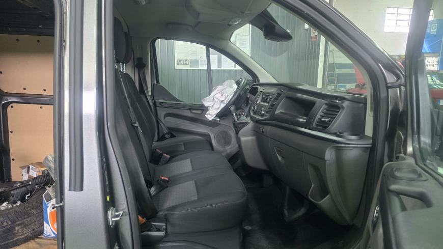 Ford Transit 2.0 - Auto Cabomonte Compra e Venda de Salvados
