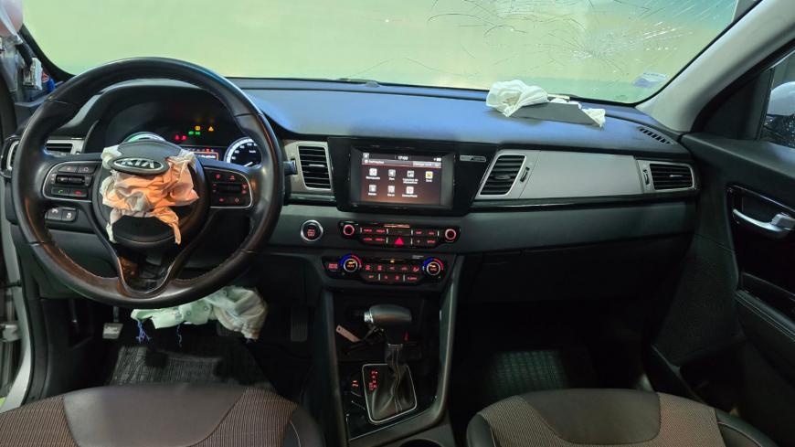 Kia Niro 1.6 GDI HEV - Auto Cabomonte Compra e Venda de Salvados