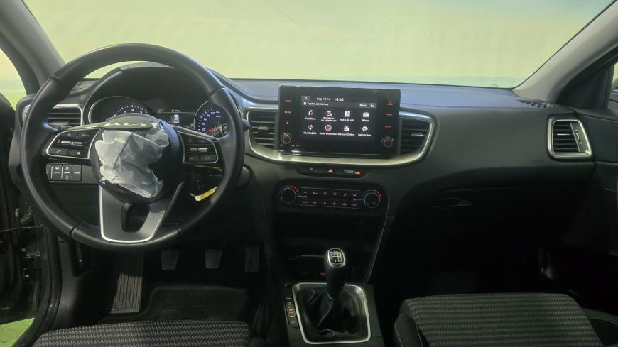 Kia Xceed 1.0 T-GDI Dynamic - Auto Cabomonte Compra e Venda de Salvados