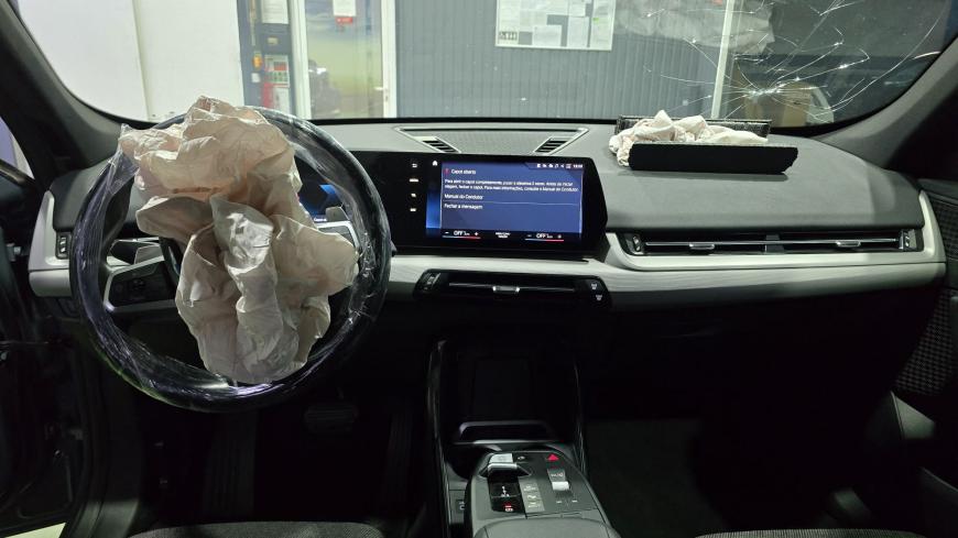 BMW X1 sDrive 18d - Auto Cabomonte Compra e Venda de Salvados