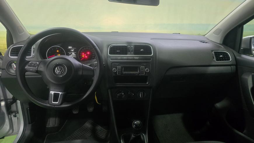 Volkswagen Polo 1.2  - Auto Cabomonte Compra e Venda de Salvados
