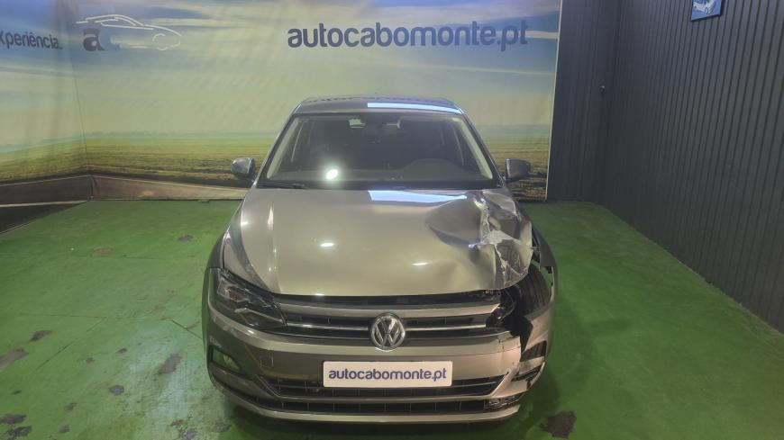 Volkswagen Polo 1.0 TSI Caixa Automática - Auto Cabomonte Compra e Venda de Salvados