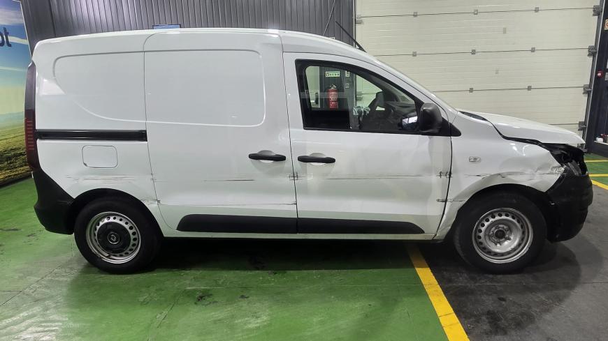 Renault Express 1.5 DCI - Auto Cabomonte Compra e Venda de Salvados