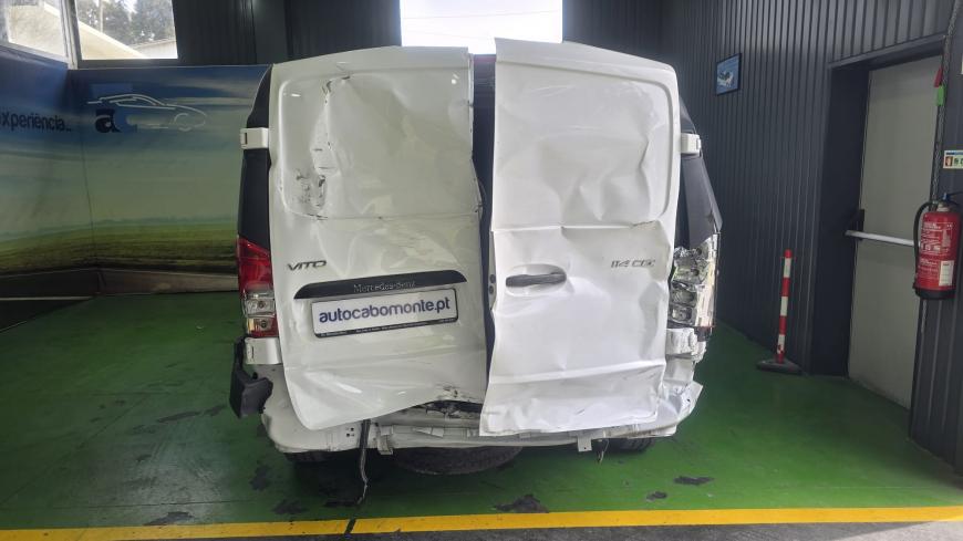 Mercedes - Benz Vito 114 CDI - Auto Cabomonte Compra e Venda de Salvados