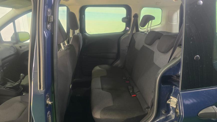 Ford Tourneo 1.0 EcoBoost - Auto Cabomonte Compra e Venda de Salvados