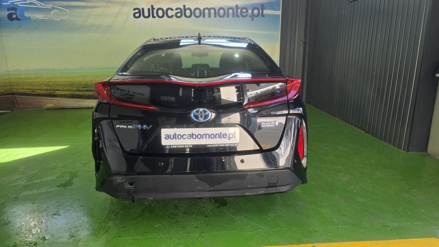 Toyota Prius 1.8 Plug in Luxury - Auto Cabomonte Compra e Venda de Salvados