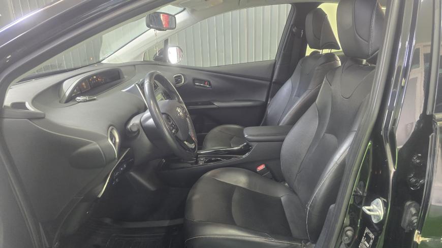 Toyota Prius 1.8 Plug in Luxury - Auto Cabomonte Compra e Venda de Salvados