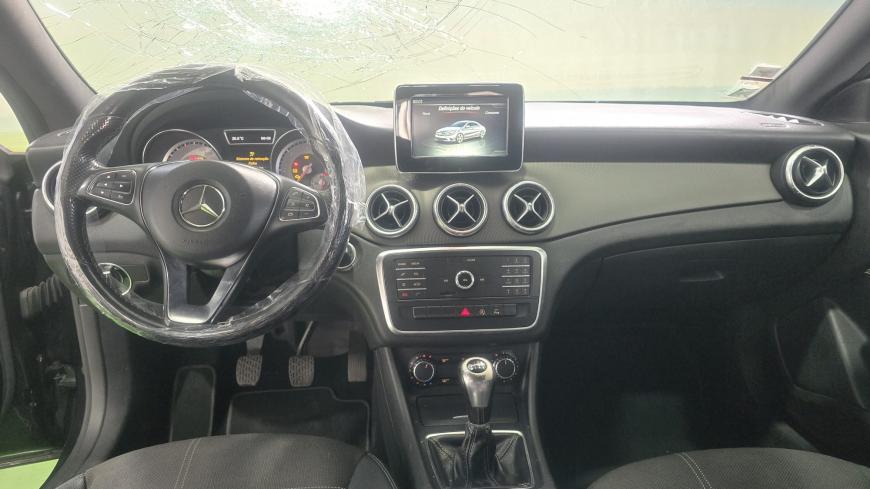 Mercedes - Benz CLA 180 CDI  - Auto Cabomonte Compra e Venda de Salvados