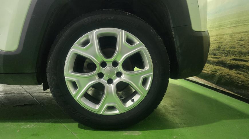 Jeep Renegade 1.6 M-JET CX AUT. - Auto Cabomonte Compra e Venda de Salvados