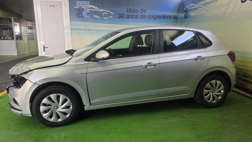 Volkswagen Polo 1.0 TSI - Auto Cabomonte Compra e Venda de Salvados