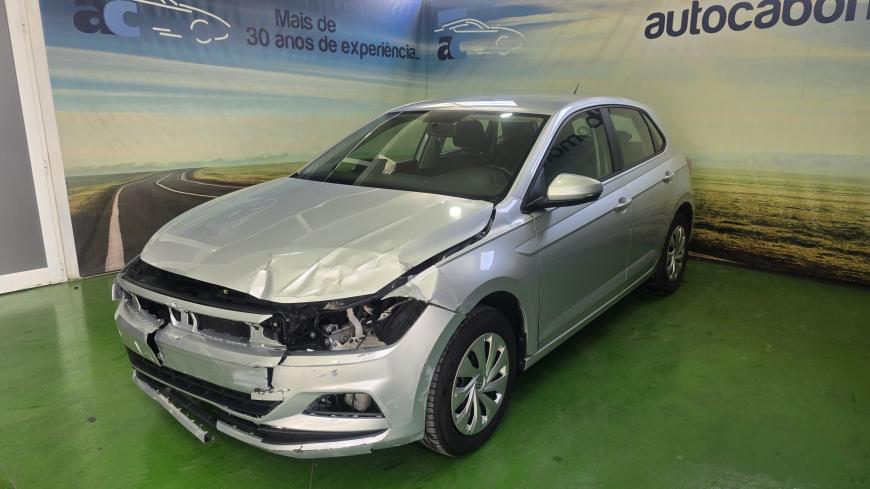 Volkswagen Polo 1.0 TSI - Auto Cabomonte Compra e Venda de Salvados
