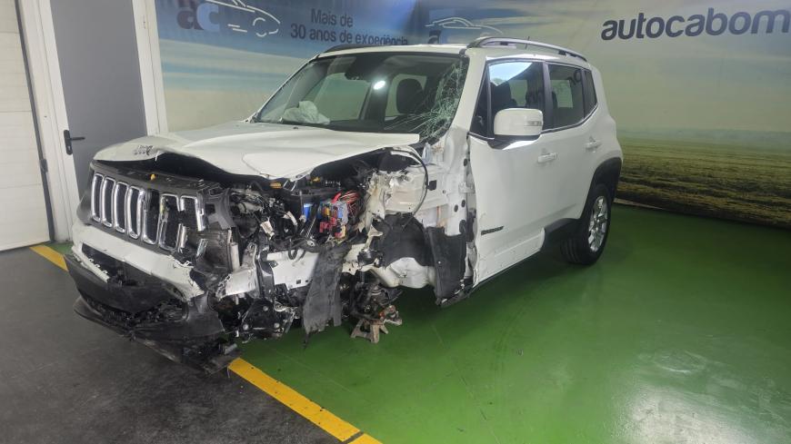 Jeep Renegade 1.6 M-JET CX AUT. - Auto Cabomonte Compra e Venda de Salvados