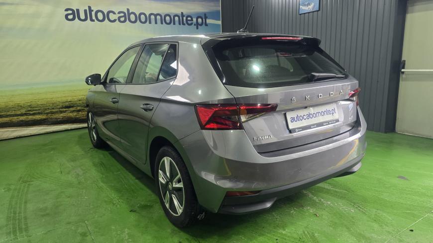 Skoda Fabia 1.0 - Auto Cabomonte Compra e Venda de Salvados