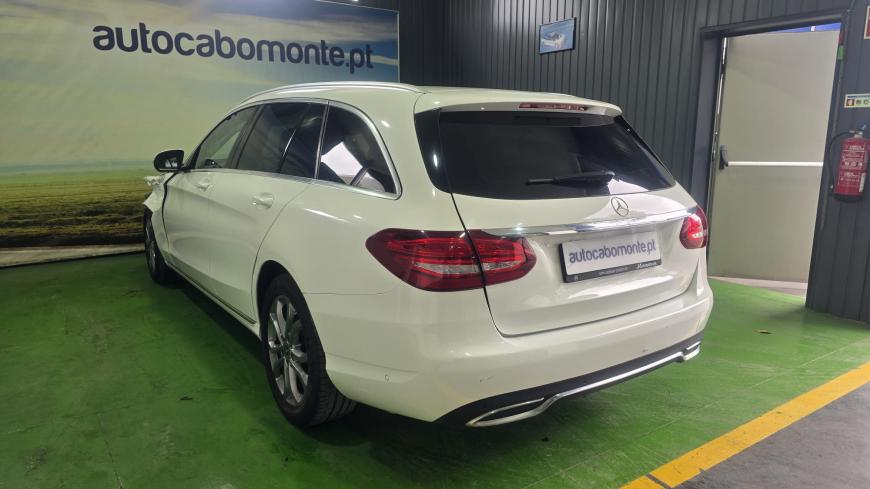 Mercedes - Benz C 220 CDI  - Auto Cabomonte Compra e Venda de Salvados