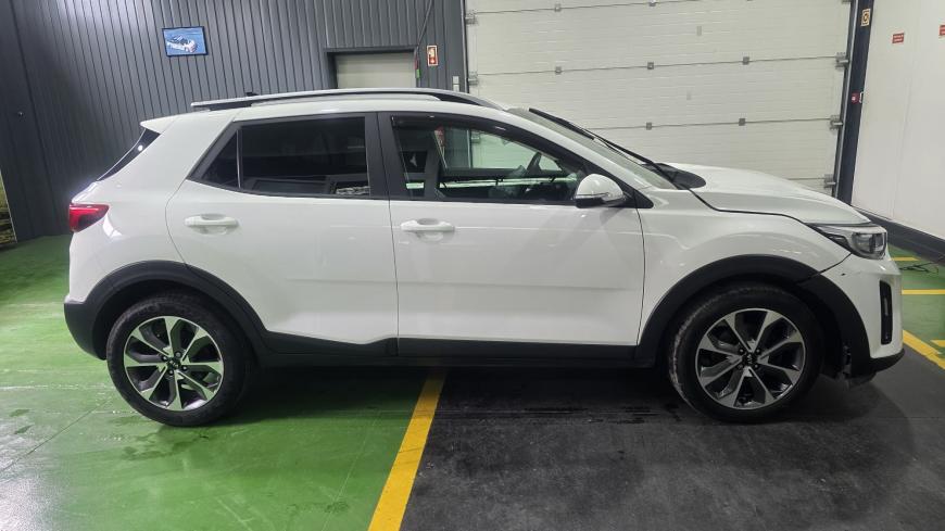 Kia Stonic 1.6 CRDI  - Auto Cabomonte Compra e Venda de Salvados