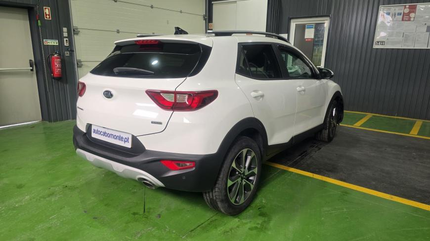 Kia Stonic 1.6 CRDI  - Auto Cabomonte Compra e Venda de Salvados