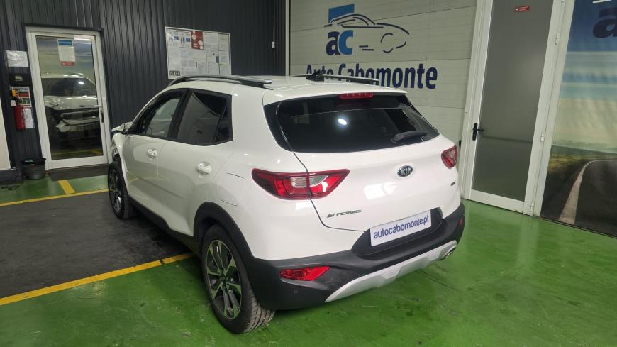 Kia Stonic 1.6 CRDI  - Auto Cabomonte Compra e Venda de Salvados