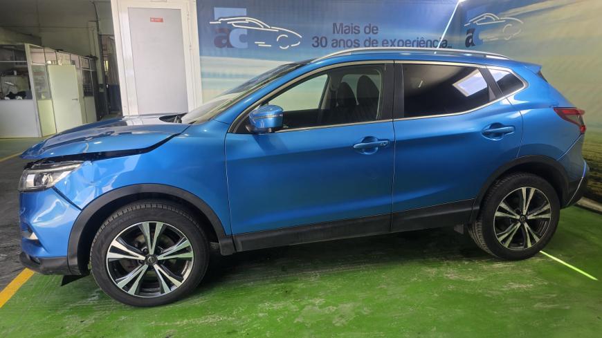Nissan Qashqai 1.5 DCI - Auto Cabomonte Compra e Venda de Salvados