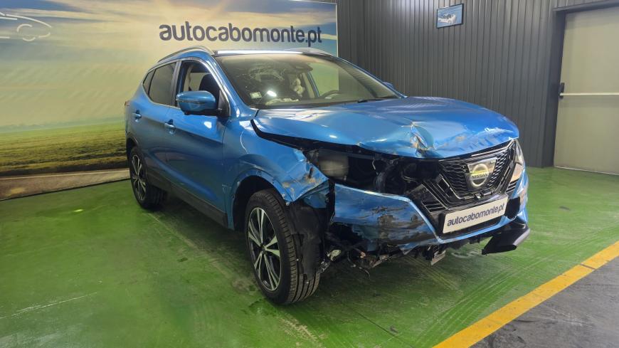 Nissan Qashqai 1.5 DCI - Auto Cabomonte Compra e Venda de Salvados