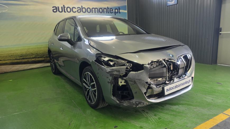 BMW 225 Xe Active Tourer Pack M - Auto Cabomonte Compra e Venda de Salvados