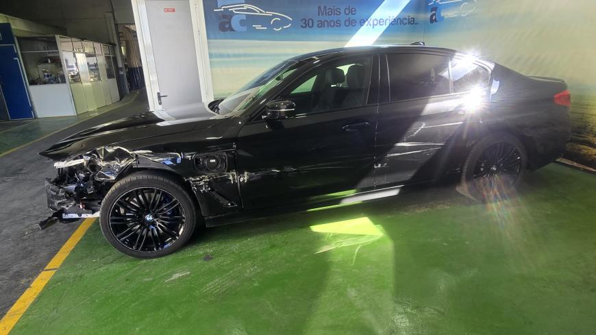 BMW 530e i Performance Pack M - Auto Cabomonte Compra e Venda de Salvados