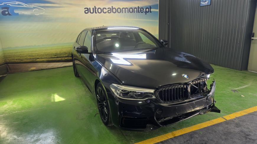 BMW 530e i Performance Pack M - Auto Cabomonte Compra e Venda de Salvados